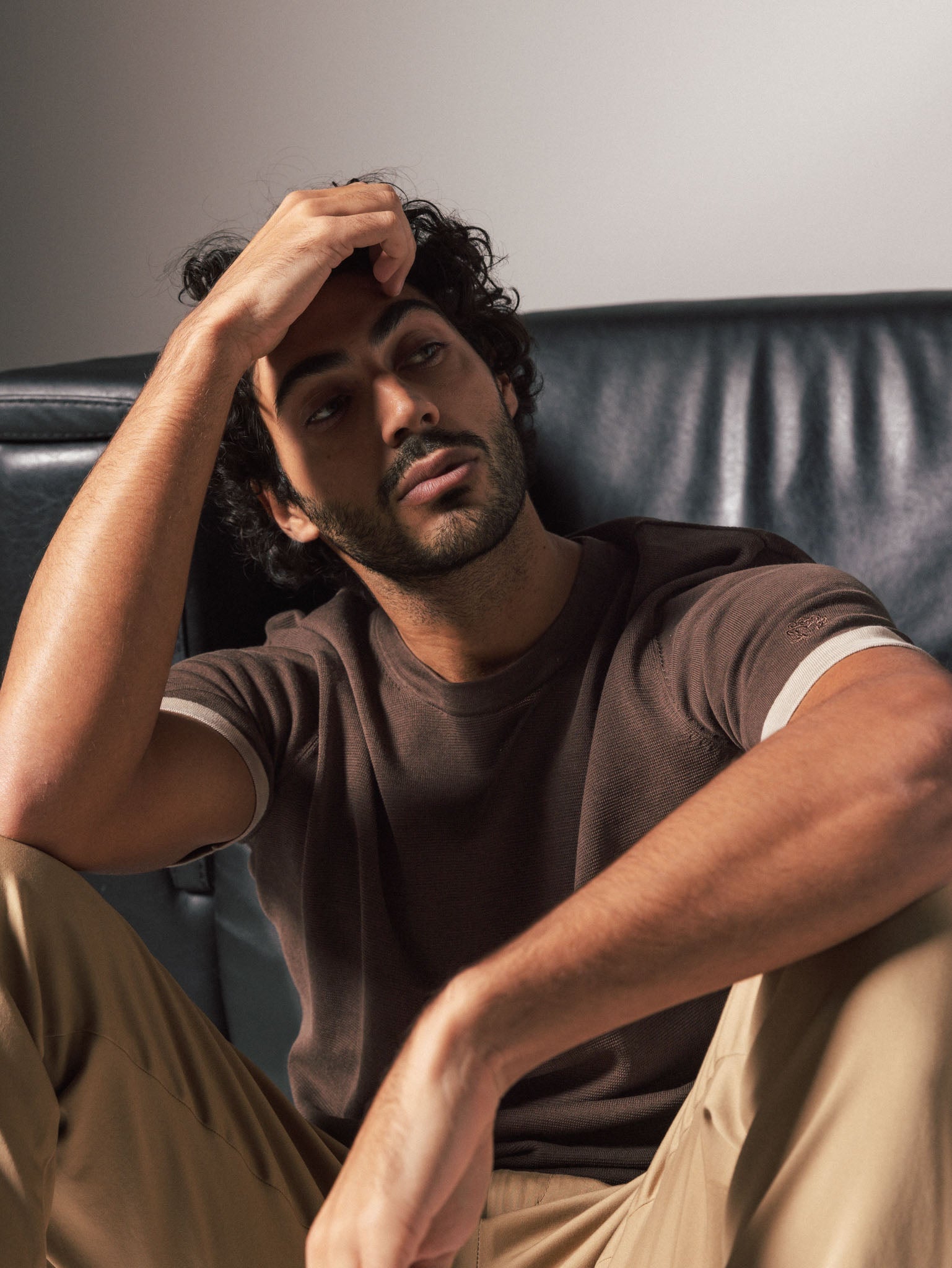 Modelshot / Chocolate Brown / Detail